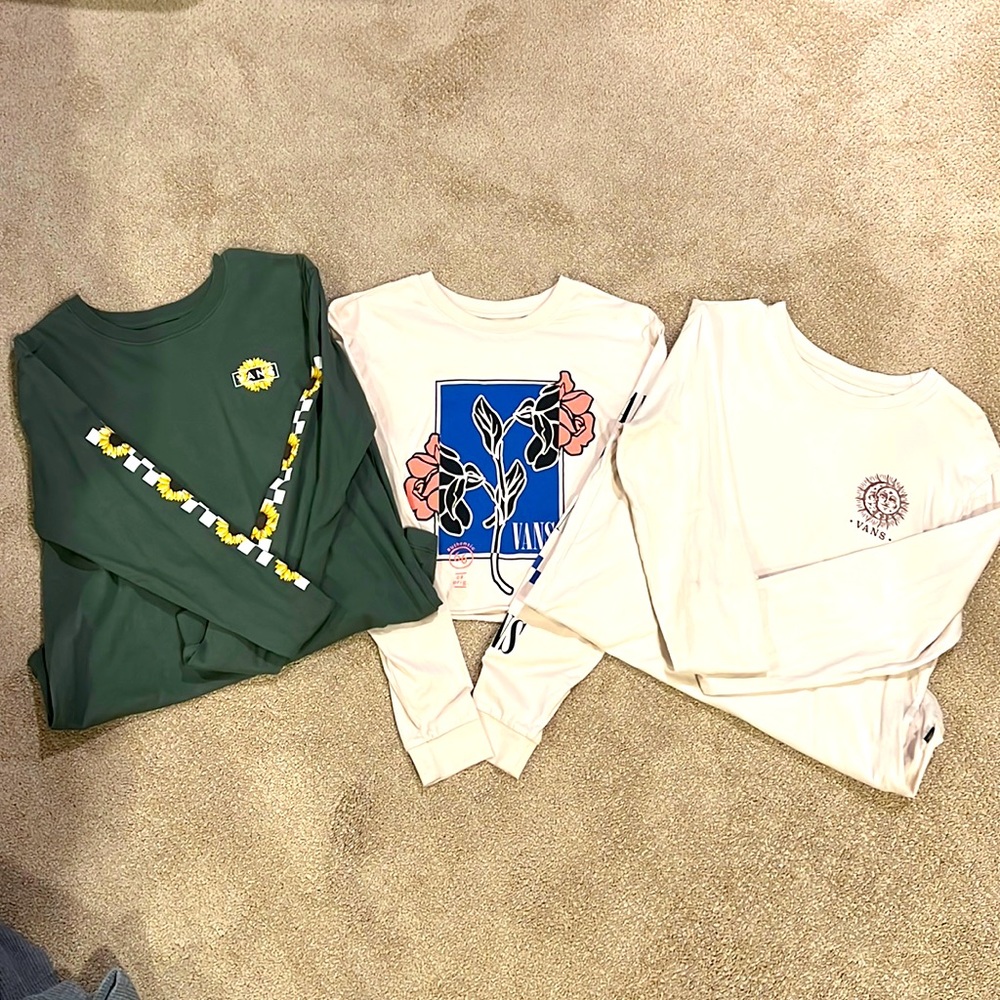 3 ladies medium Vans long sleeved T-shirts